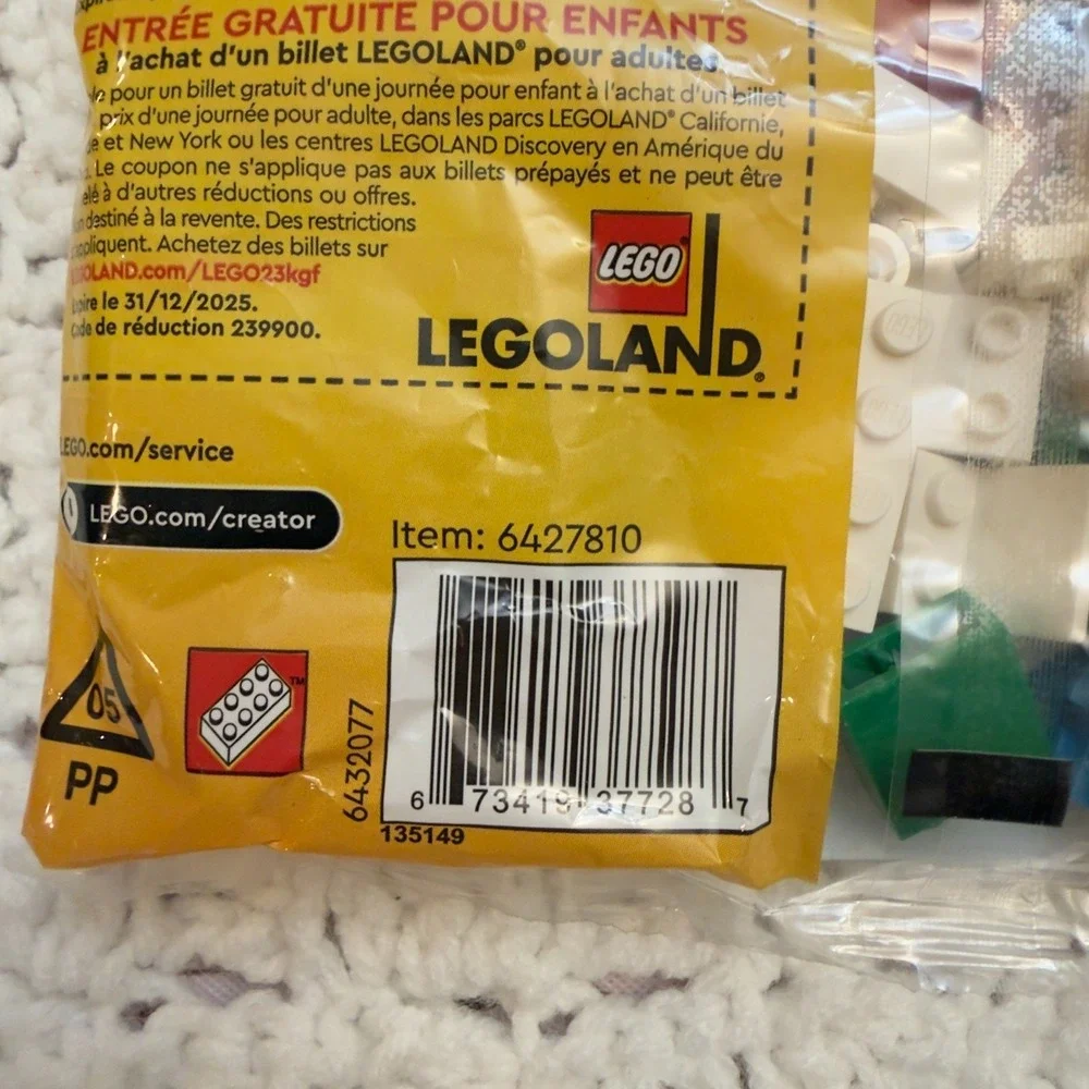 Lego creator snowman
